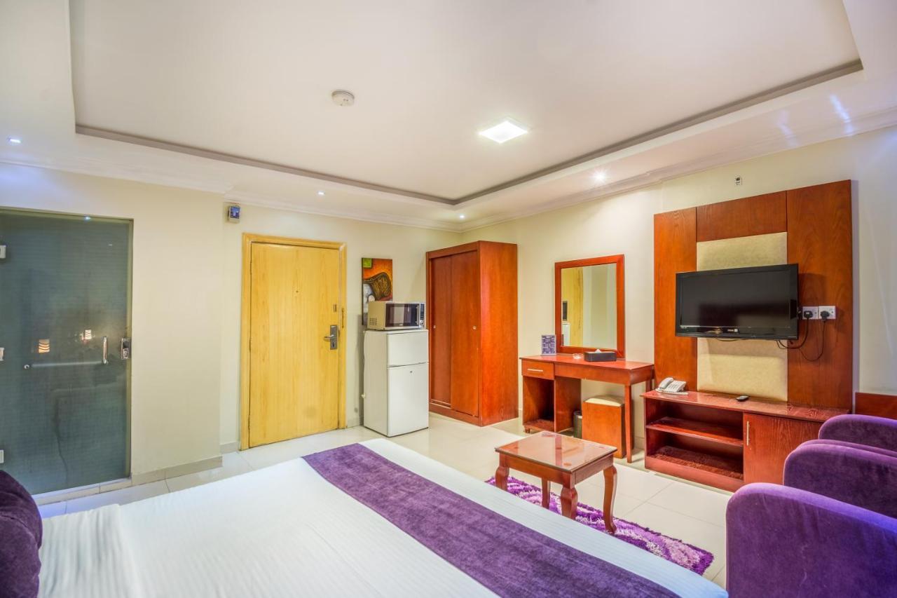 Al Muhaidb Tahliya Riadh Exterior foto