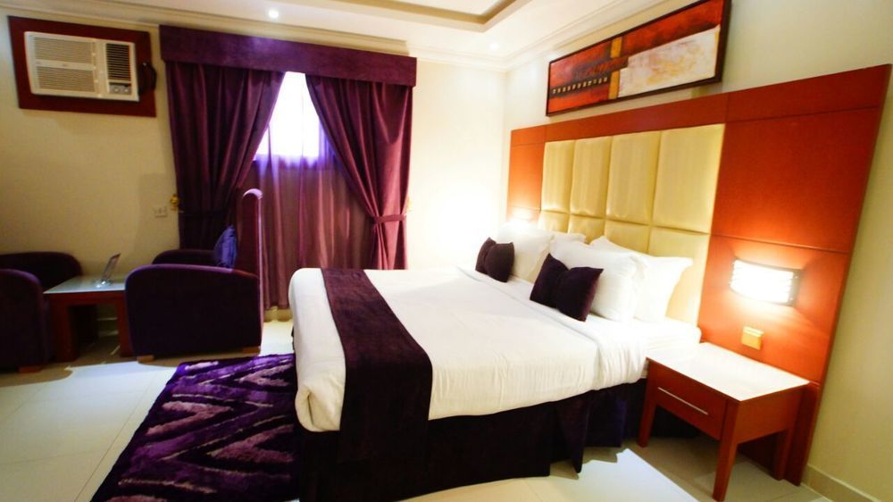 Al Muhaidb Tahliya Riadh Exterior foto